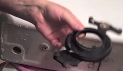 remove gasket